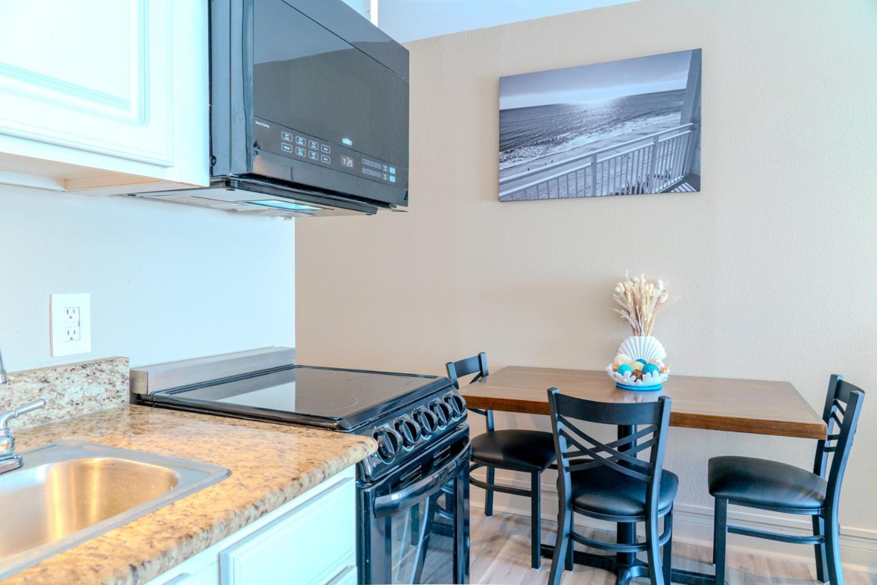 Beautiful Ocean Front Double Queen Suite - Sea Mist Resort 20905 - Perfect For 2-4 Guests! Myrtle Beach Exterior photo